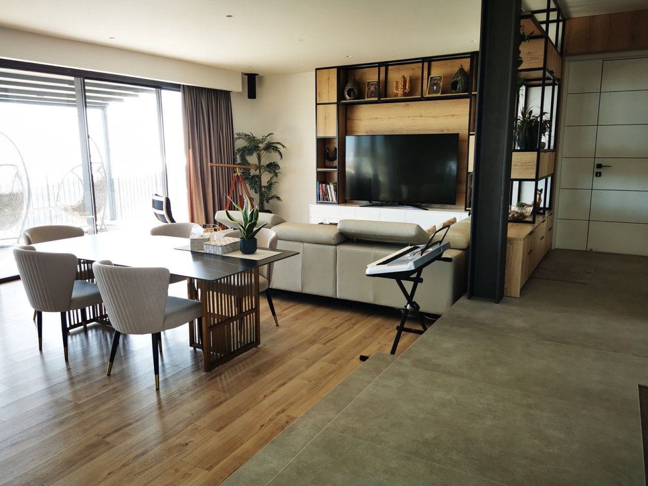 4 Bedrooms House / Villa in Agios Tychonas, Limassol