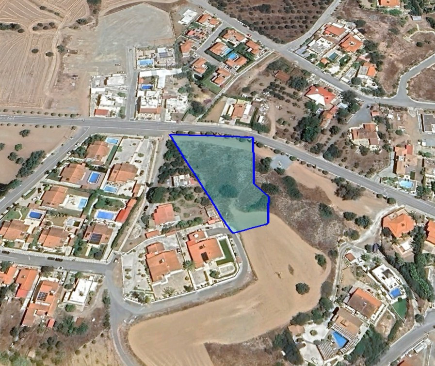Land in Moni, Limassol