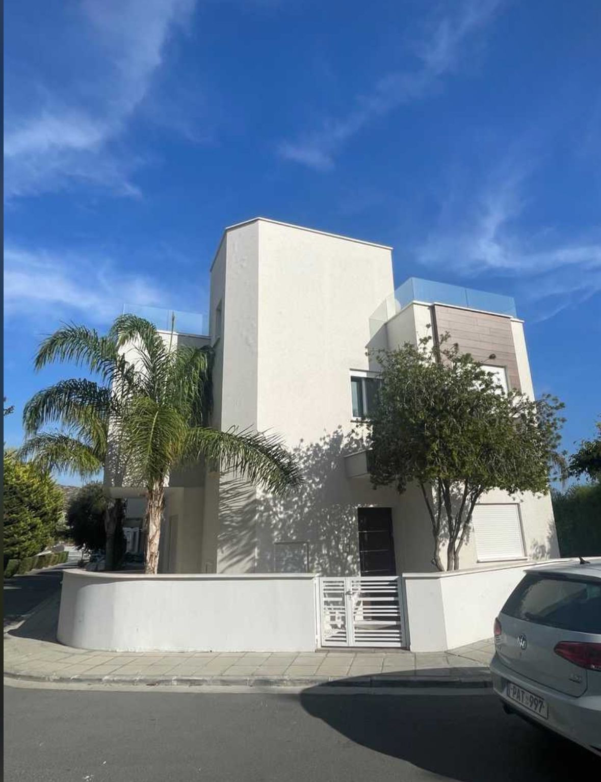 3 Bedrooms House / Villa in Mouttagiaka, Limassol