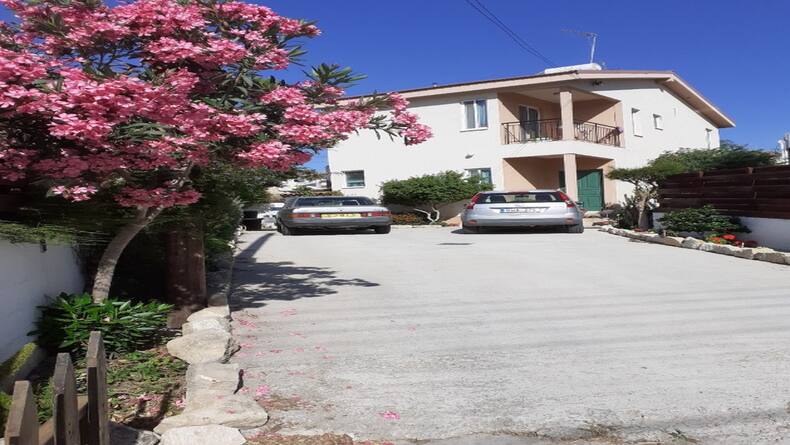 4 Bedrooms House / Villa in Agios Athanasios, Limassol