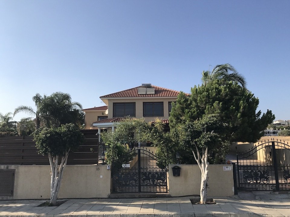 4 Bedrooms House / Villa in Kalogiri, Limassol