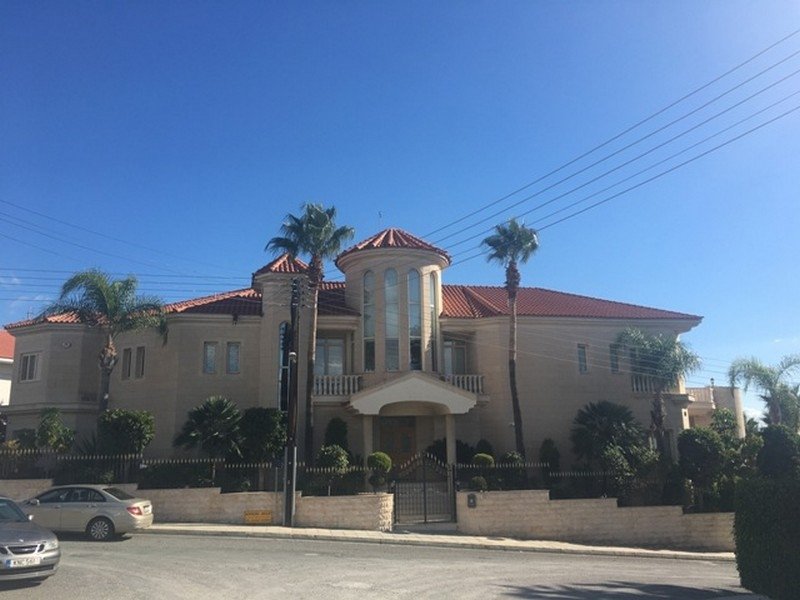 8 Bedrooms House / Villa in Kalogiri, Limassol