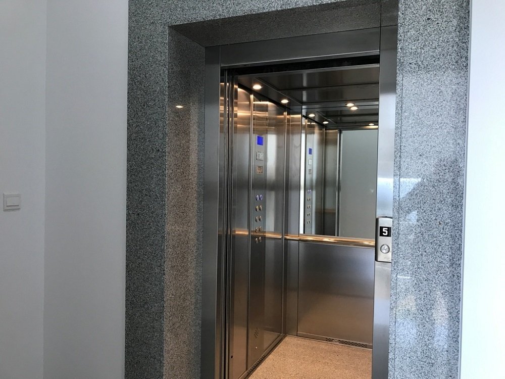 2 Bedrooms Apartment in Poseidonia Area, Limassol