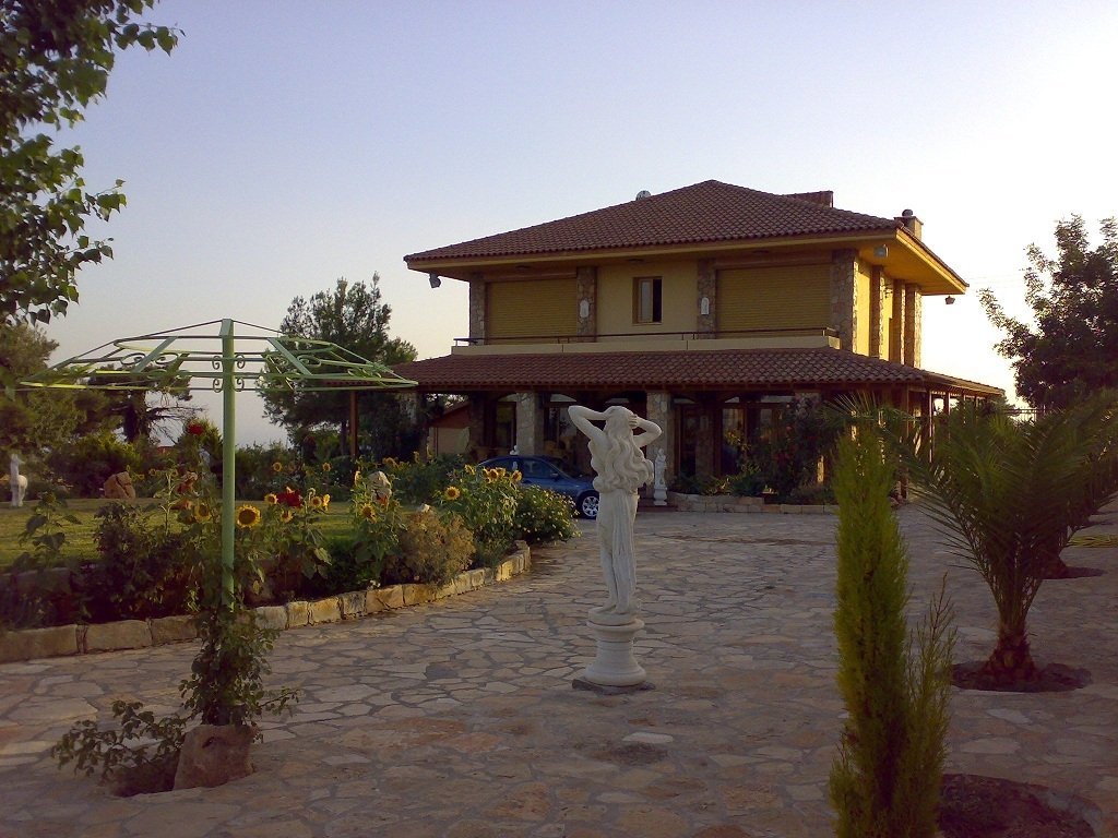 5 Bedrooms House / Villa in Souni, Limassol