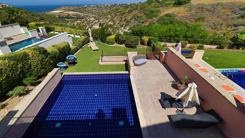3 Bedrooms House / Villa in Aphrodite Hills, Paphos
