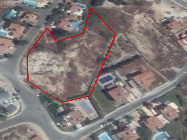 Land in Agios Tychonas, Limassol