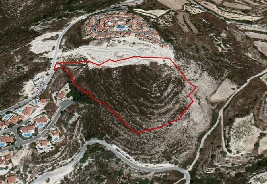 Land in Tsada, Paphos