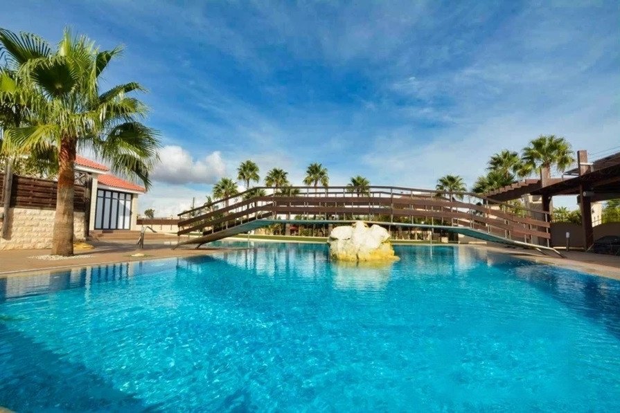 4 Bedrooms House / Villa in Xylofagou, Larnaca