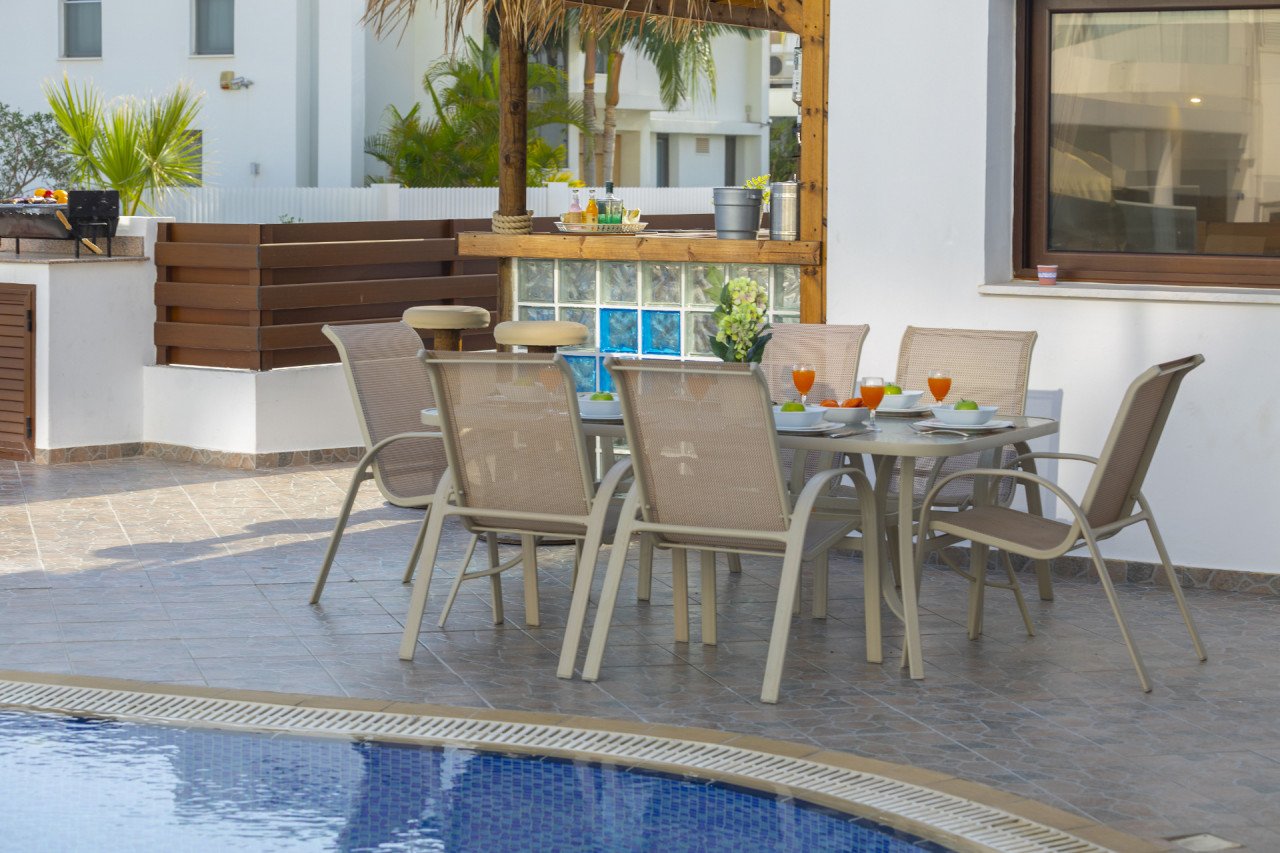 5 Bedrooms House / Villa in Protaras, Famagusta