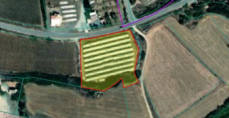Land in Maroni, Larnaca