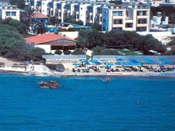 50 + Bedrooms Hotel in Pervolia, Larnaca