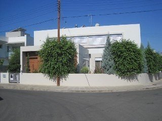 5 Bedrooms House / Villa in Strovolos, Nicosia