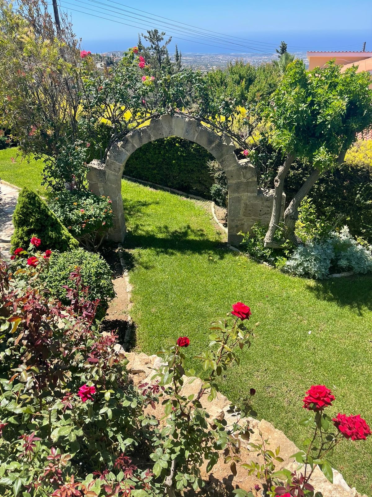 5 Bedrooms House / Villa in Tsada, Paphos