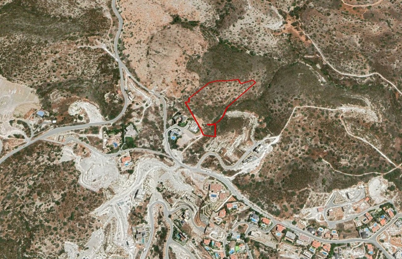 Land in Agios Tychonas, Limassol