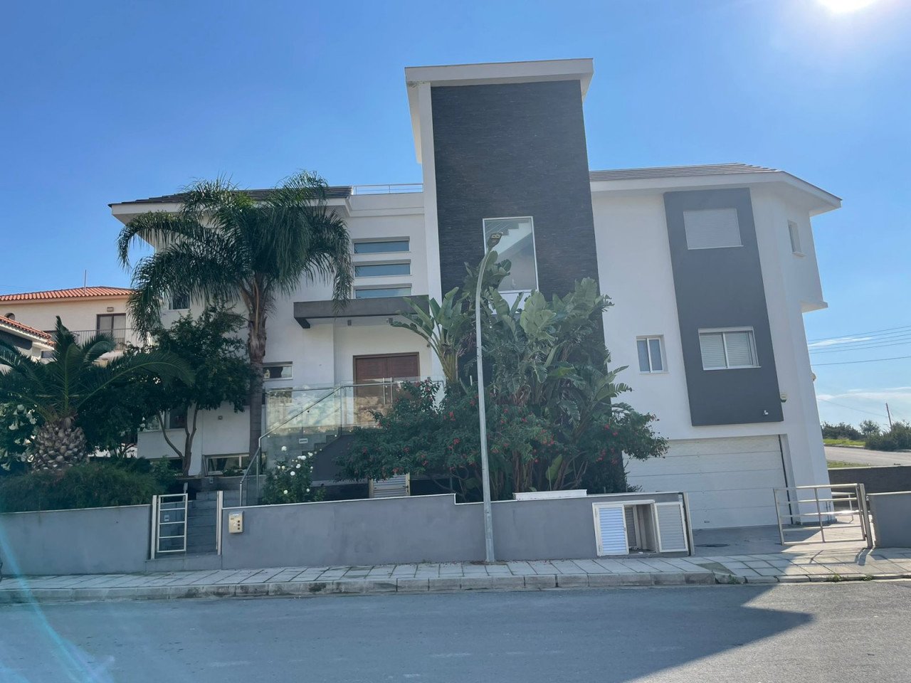 5 Bedrooms House / Villa in Agios Athanasios, Limassol