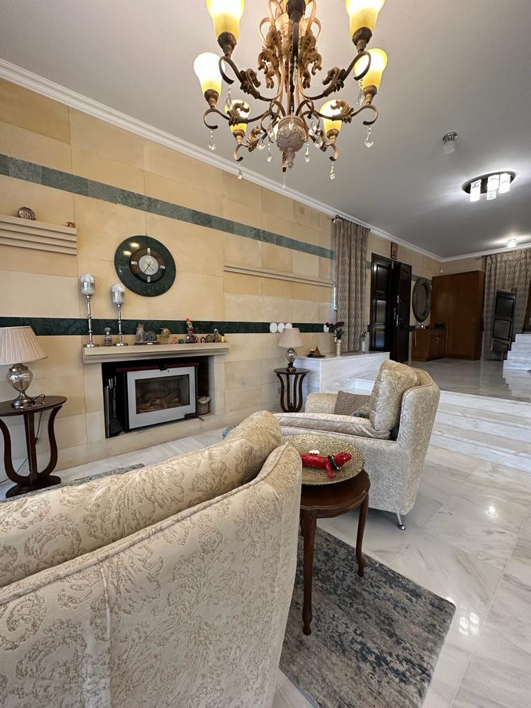 5 Bedrooms House / Villa in Konia, Paphos