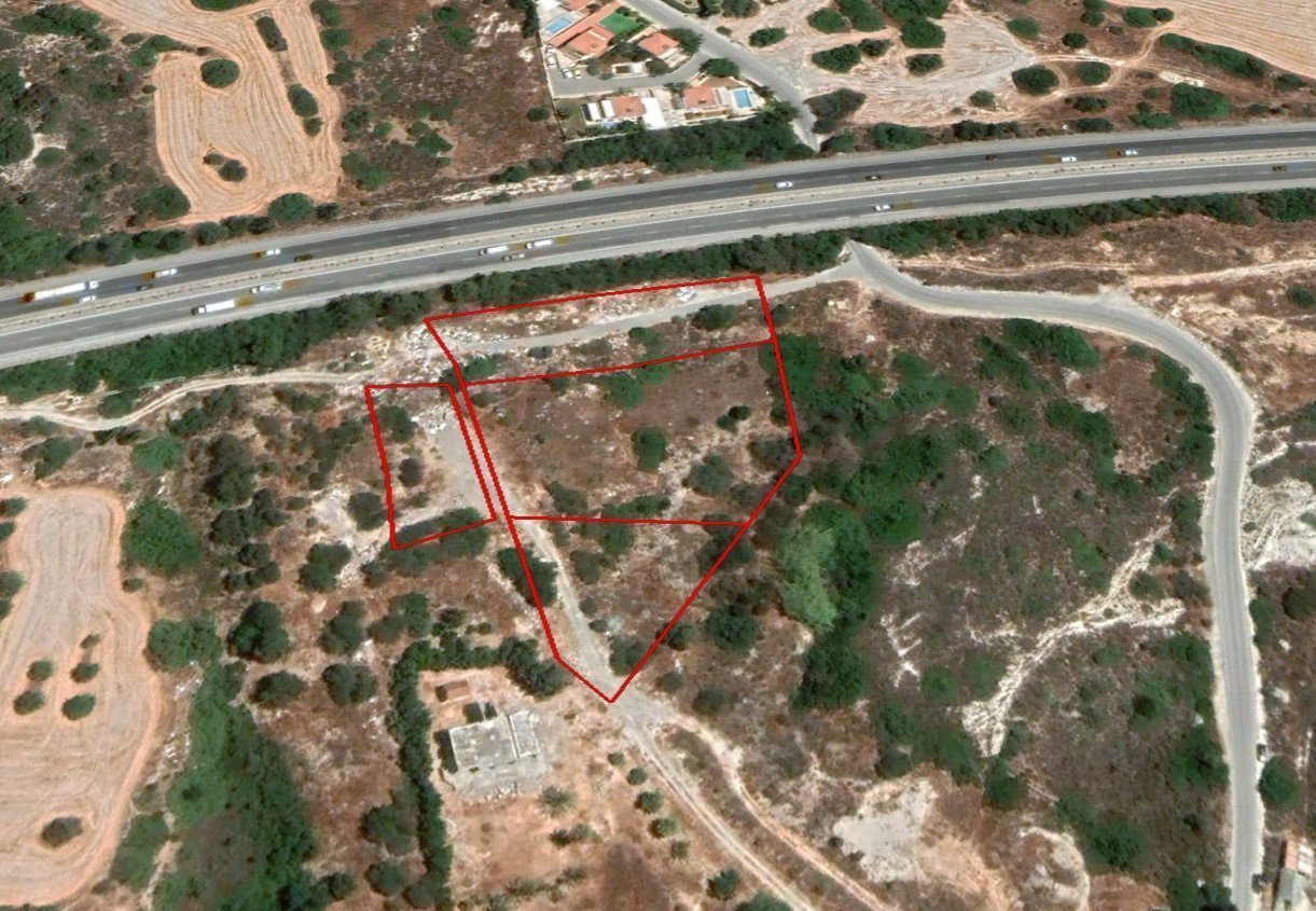 Land in Agios Tychonas, Limassol