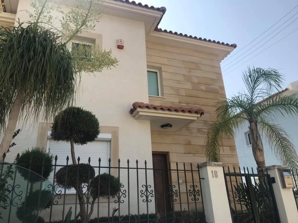 2 Bedrooms House / Villa in Mouttagiaka, Limassol