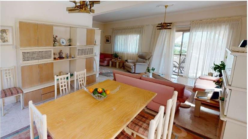 3 Bedrooms House / Villa in Coral Bay, Paphos