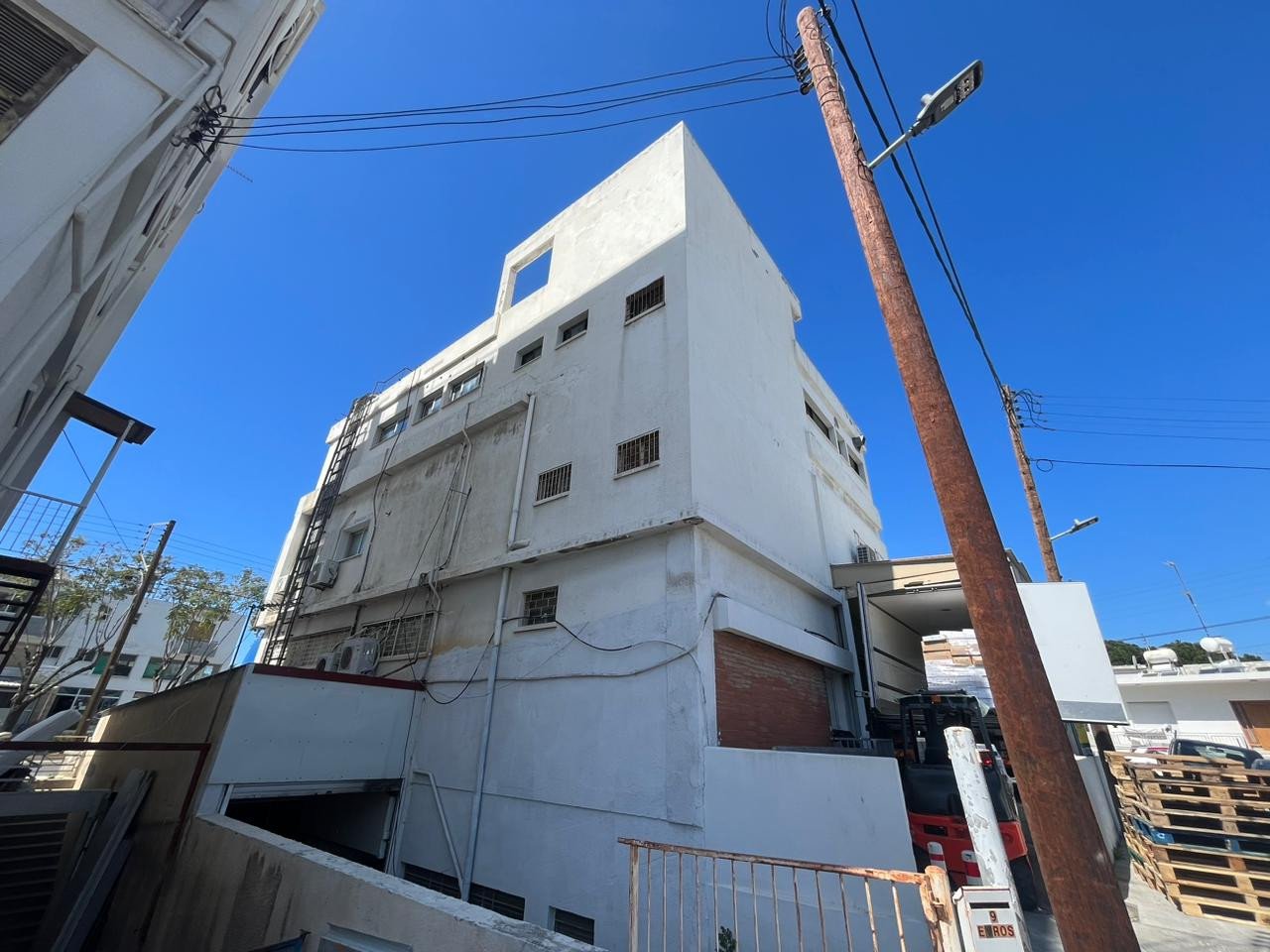 Building in City Center, Limassol