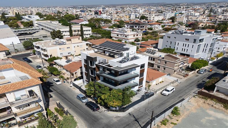 4 Bedrooms Penthouse in Agios Nikolaos (Limassol), Limassol