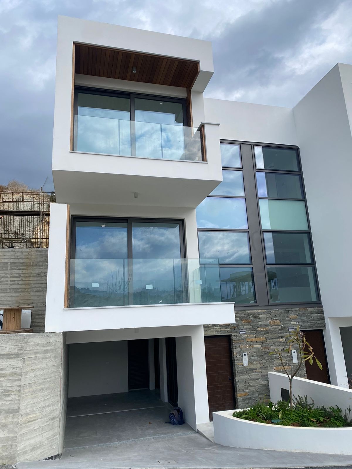 2 Bedrooms House / Villa in Agios Tychonas, Limassol