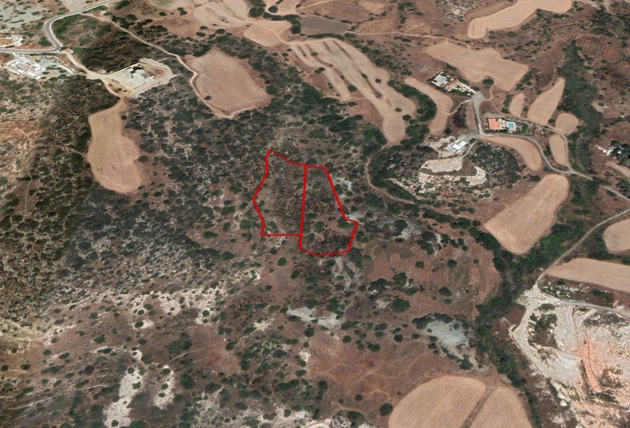 Land in Pareklissia, Limassol
