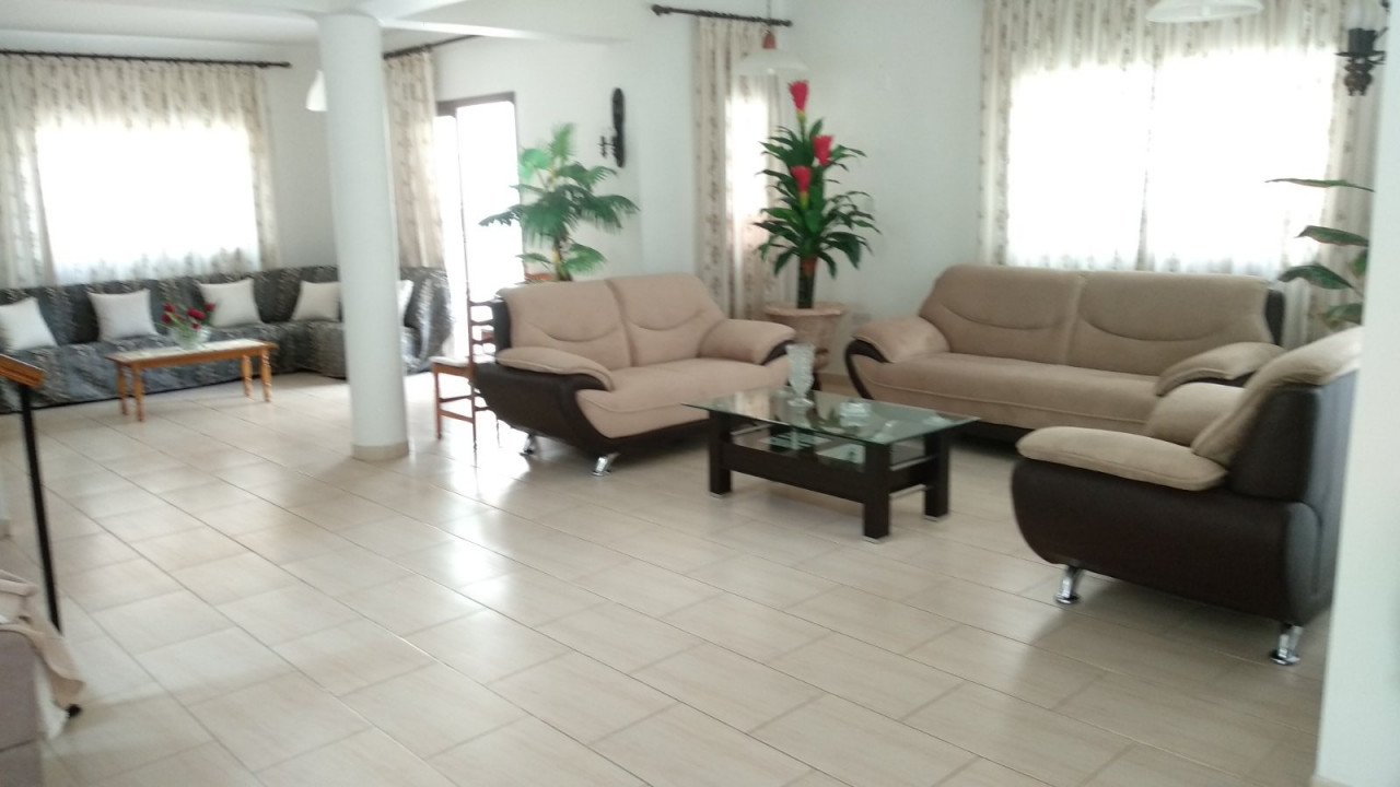 4 Bedrooms House / Villa in Geroskipou, Paphos