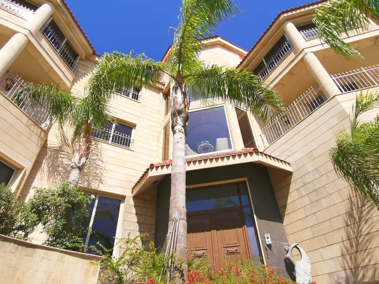 5 Bedrooms House / Villa in Agia Fyla, Limassol