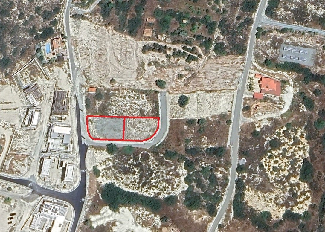 Land in Agios Tychonas, Limassol
