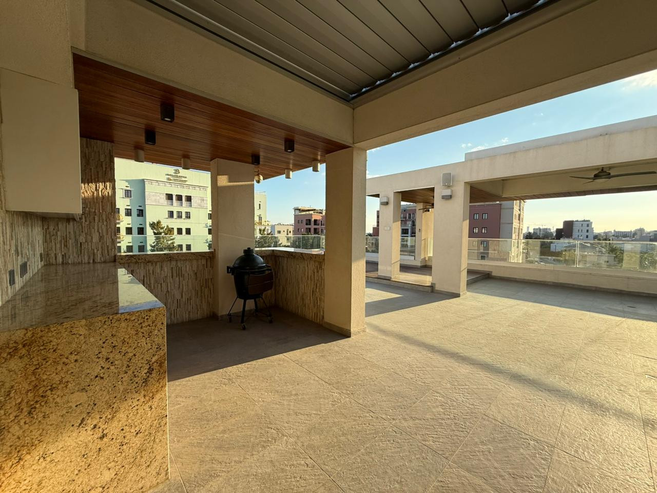 6 Bedrooms Apartment in Papas Area, Limassol