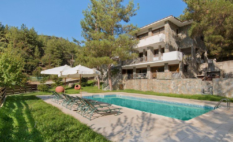 4 Bedrooms House / Villa in Amiantos, Limassol