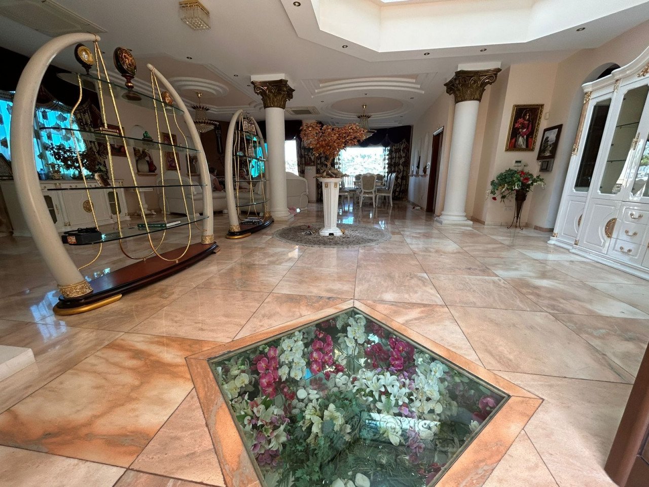 5 Bedrooms House / Villa in Mesovounia, Limassol