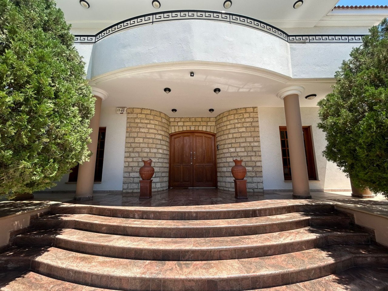 5 Bedrooms House / Villa in Panthea, Limassol