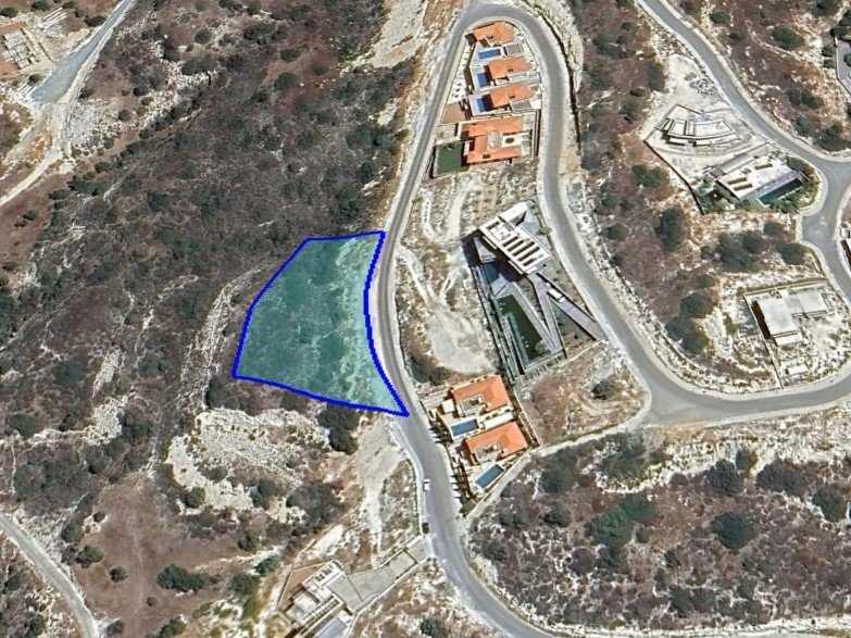 Land in Agios Tychonas, Limassol