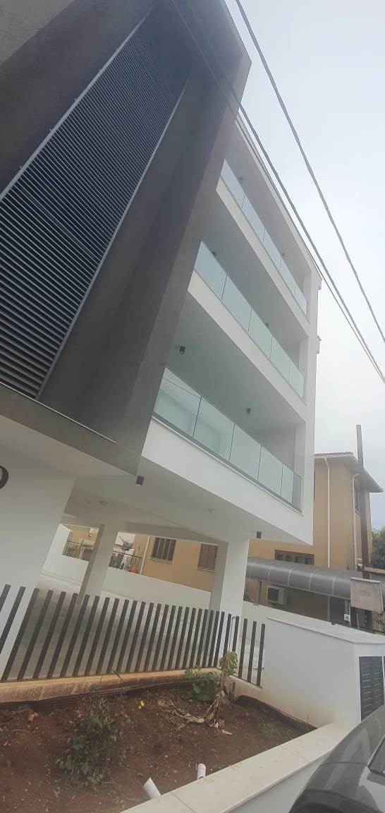 2 Bedrooms Apartment in Mesa Geitonia, Limassol