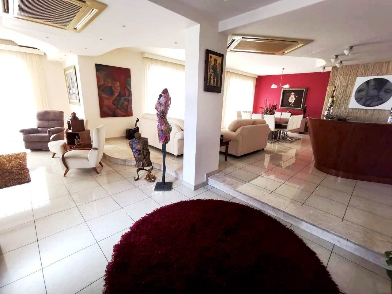 6 Bedrooms House / Villa in Agia Fyla, Limassol