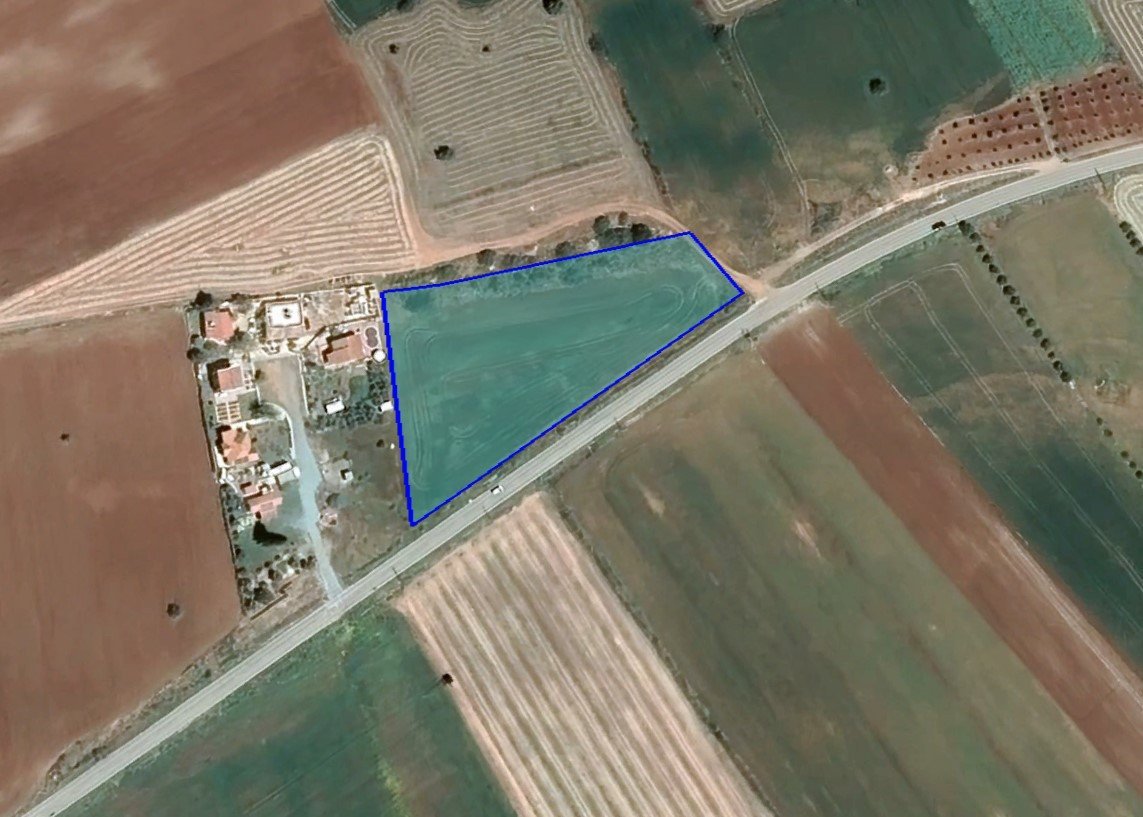 Land in Alaminos, Larnaca
