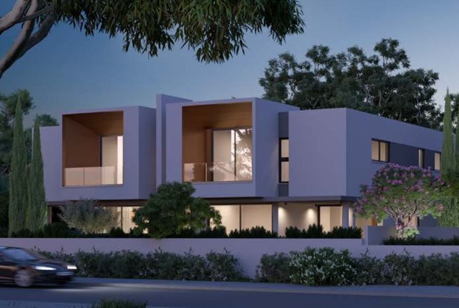 4 Bedrooms House / Villa in Agios Athanasios, Limassol