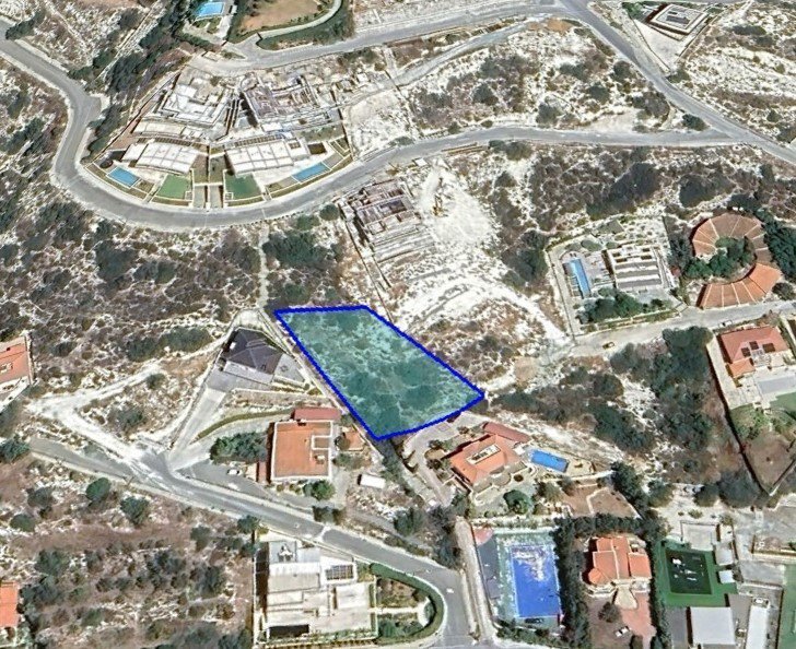 Land in Agios Tychonas, Limassol