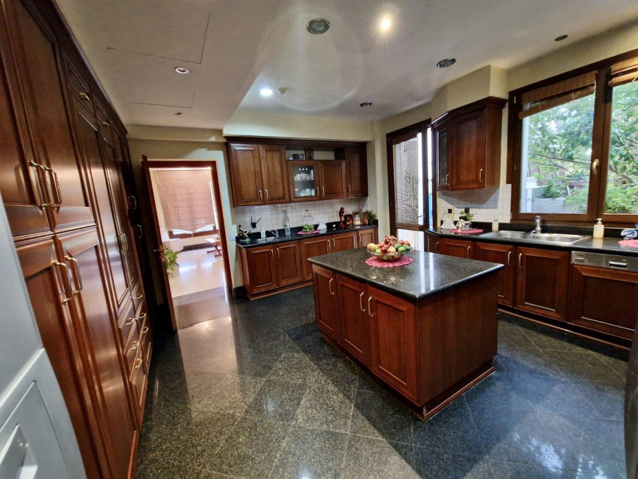 4 Bedrooms House / Villa in Strovolos, Nicosia