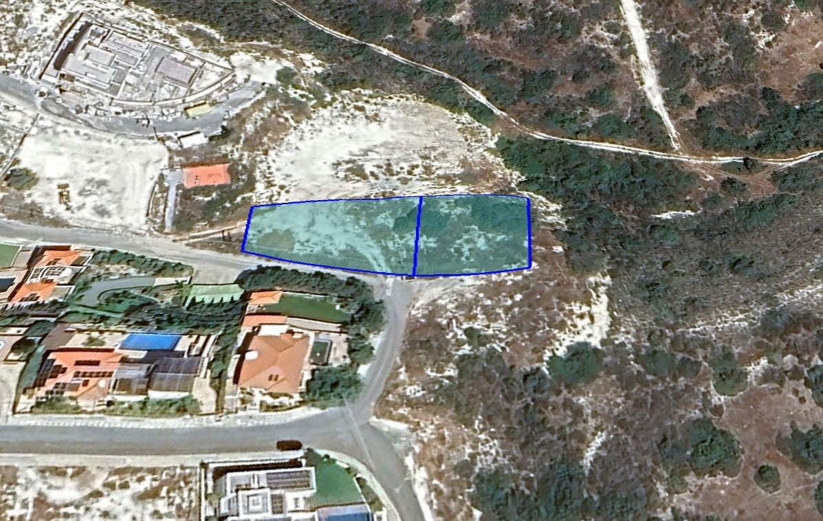 Land in Agios Tychonas, Limassol