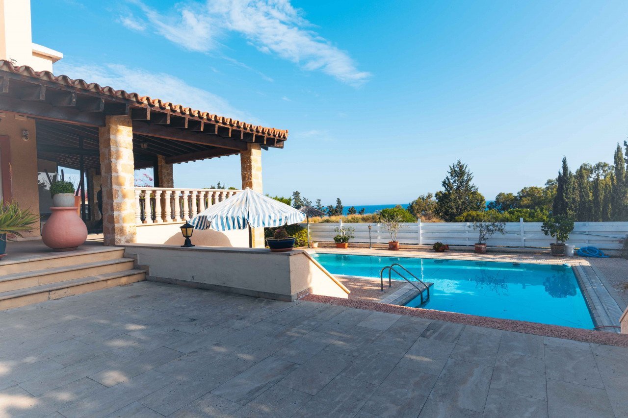 5 Bedrooms House / Villa in Amathus, Limassol