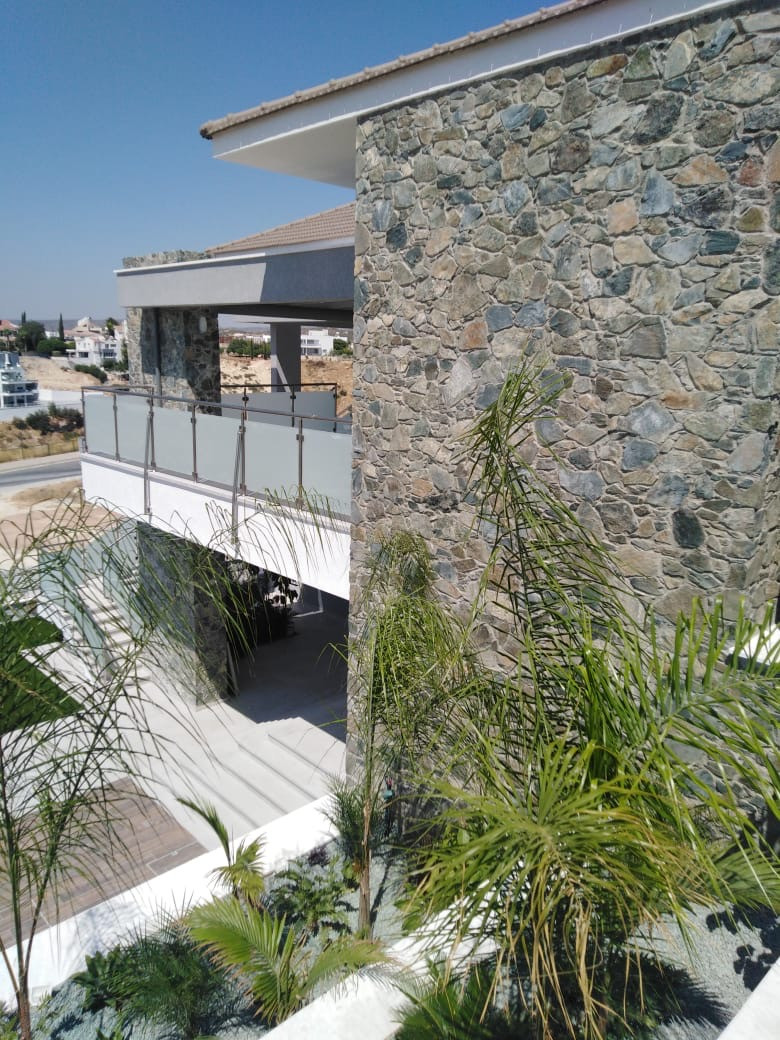 3 Bedrooms House / Villa in Agia Fyla, Limassol