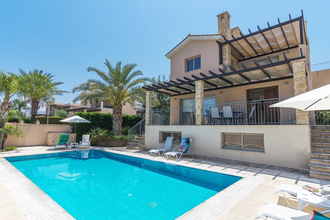 3 Bedrooms House / Villa in Polis, Paphos