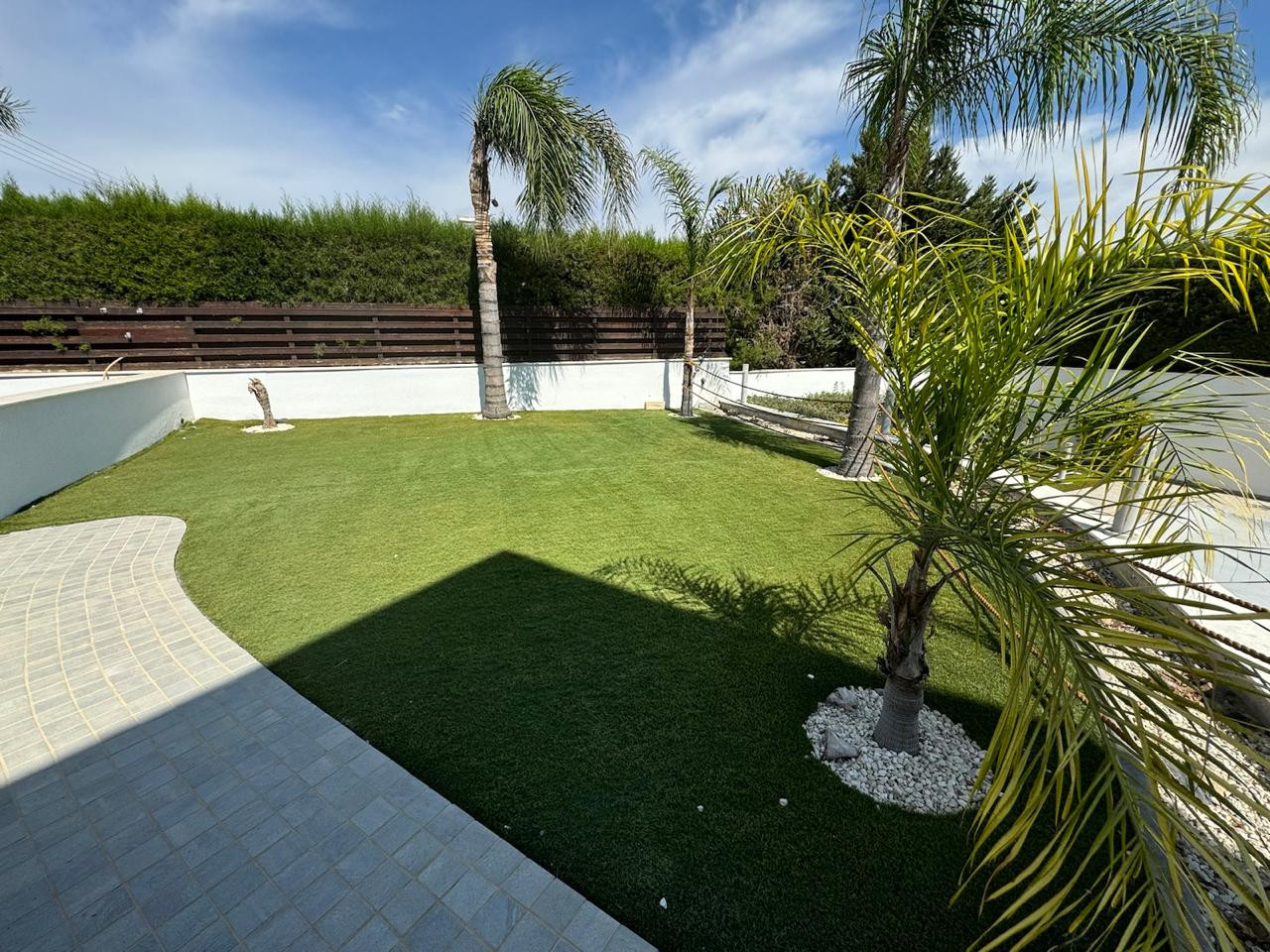 3 Bedrooms House / Villa in Agios Tychonas, Limassol