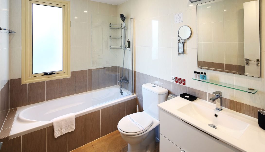 3 Bedrooms Investment in Universal, Paphos