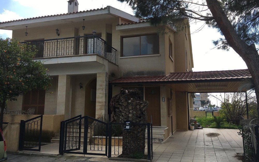 7 Bedrooms House / Villa in Aglantzia, Nicosia