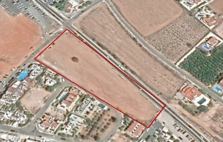 Land in Coral Bay, Paphos