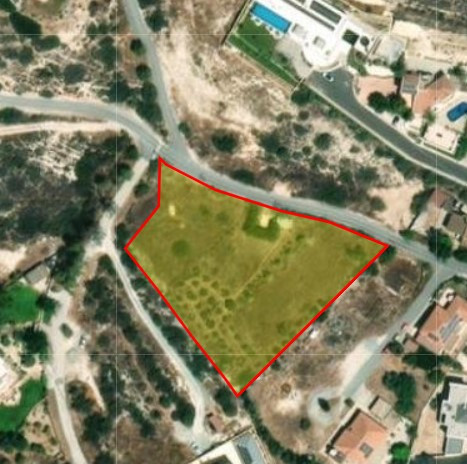 Land in Agios Tychonas, Limassol